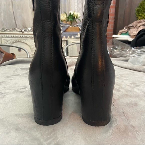 Vince Michela Wedge Leather Ankle Boot Size 9 Black - Picture 3 of 10